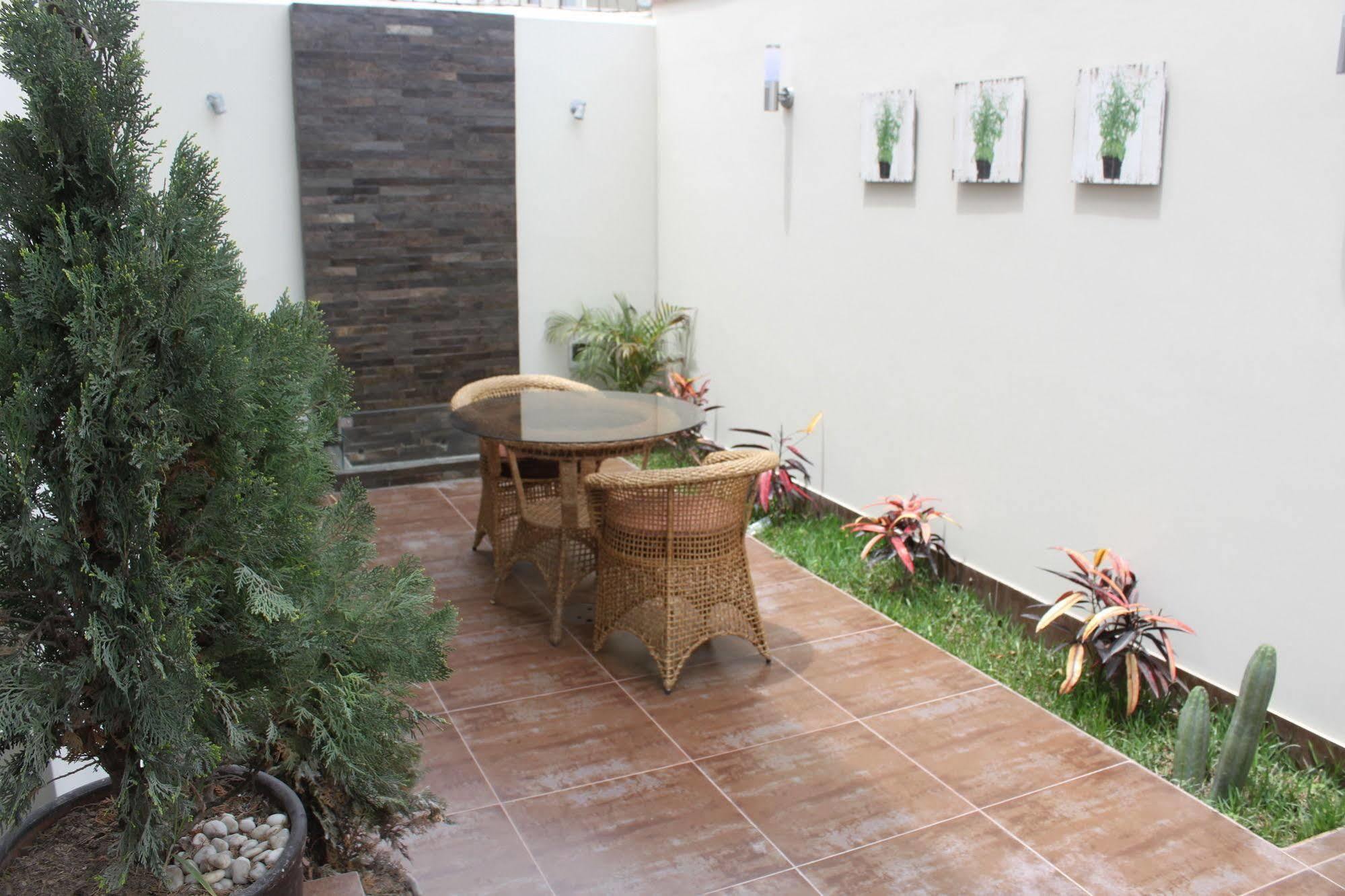 Bed & Breakfast - La Casa De Ceci Lima Zewnętrze zdjęcie